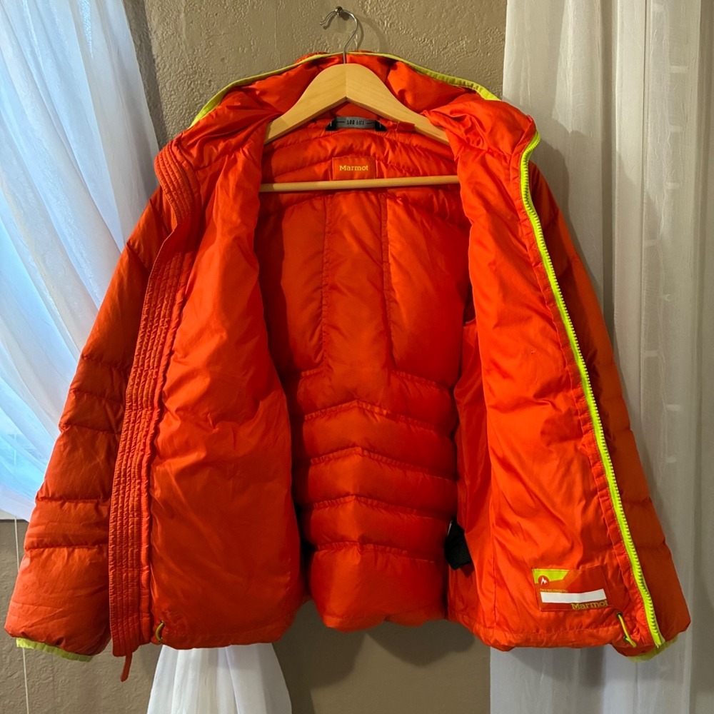 Marmot 700 Fill Hangtime Down Hooded Puffer Coat Youth Large Ski Season Trending - Picture 2 of 11